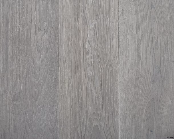 Light Smoked Brushed Engineered Floor 