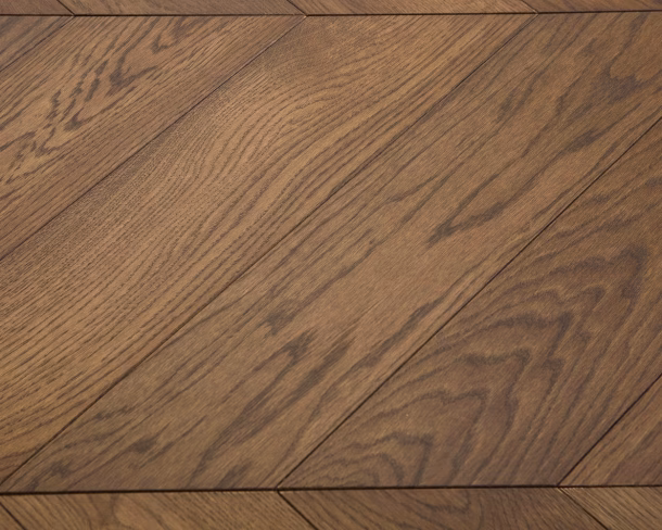 Nutmeg Satin Chevron Engineered Floor 