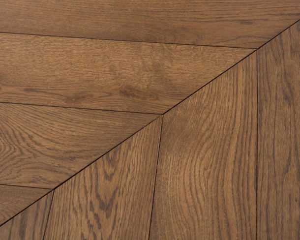 Nutmeg Satin Chevron Engineered Floor 